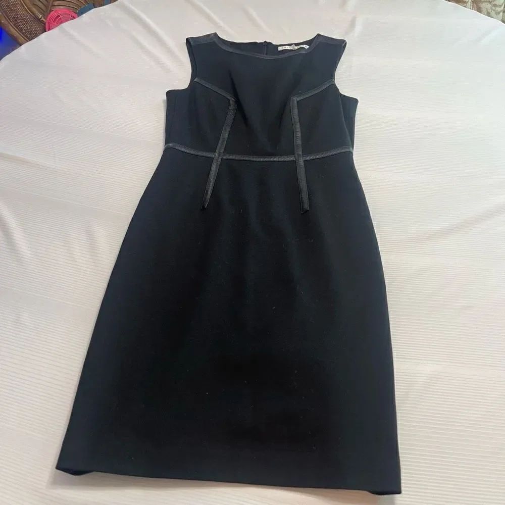 Trina Turk Black Sheath Stretch Lined Dress W/Leather Trim Sleeveless Size 2